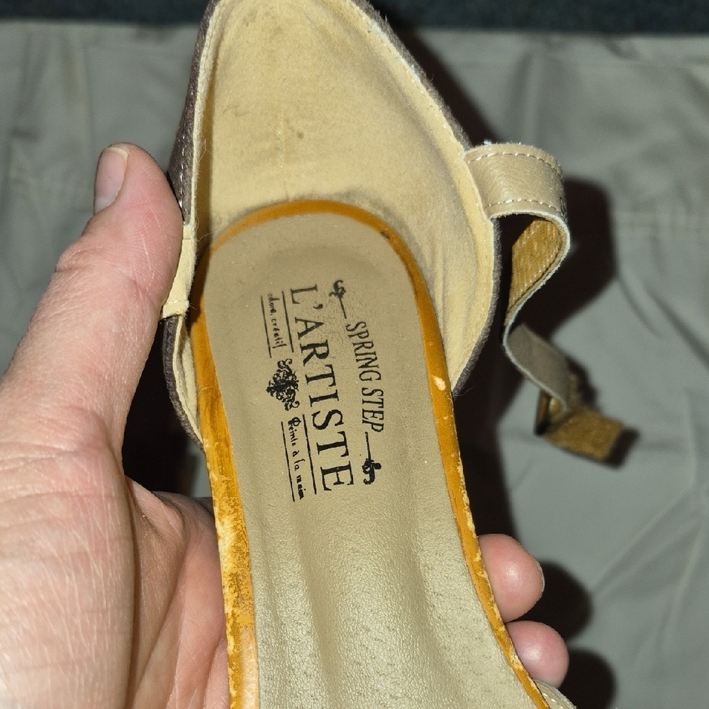 L'ARTISTE Brown Perforated Scallop Ankle-Strap Heels - Picture 6 of 7